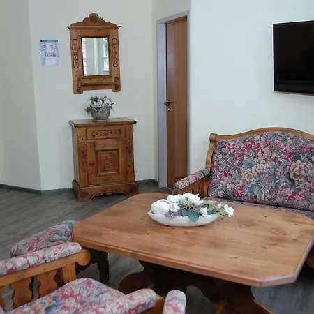 Altes Pfarrhaus Hotel *