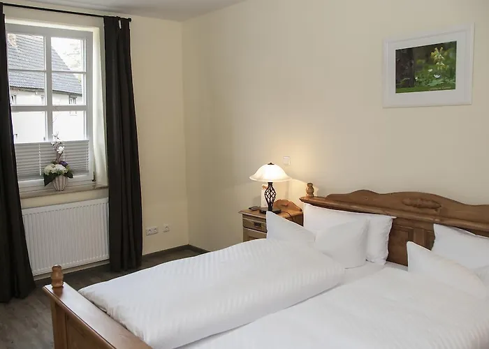 Altes Pfarrhaus Hotel *