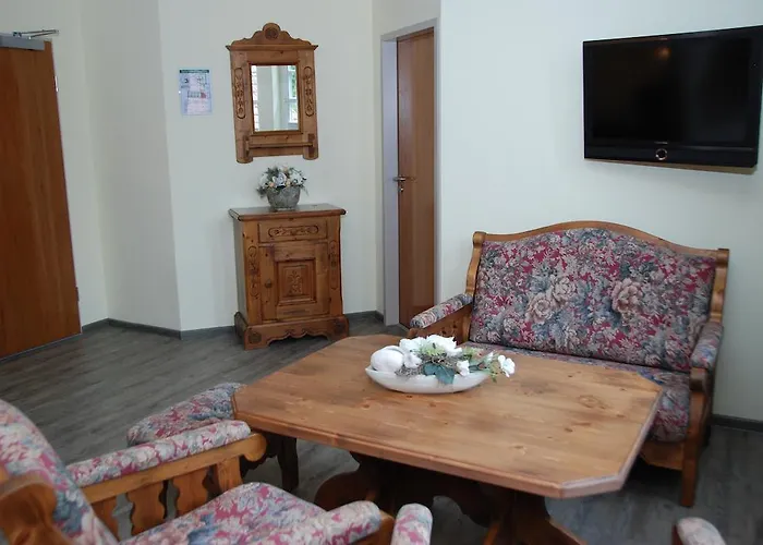 Altes Pfarrhaus Hotel *